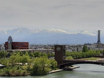 194富山美術館からの立山.jpg